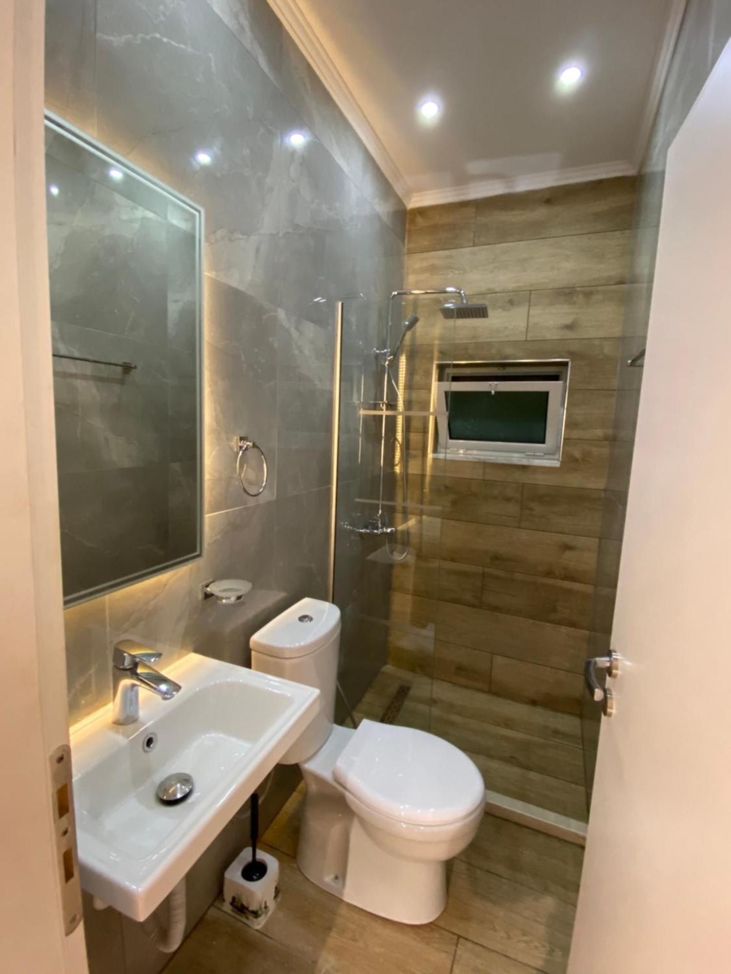 Novs Apartment3 Gjirokaster Ngoại thất bức ảnh